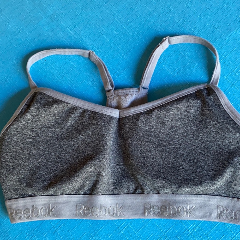 Reebok gray extra small sports bra adjustable straps